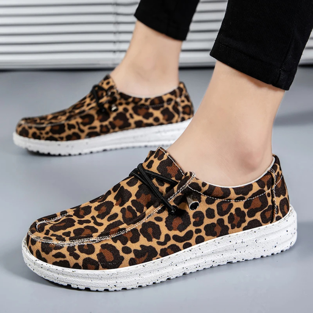 GAIA | Leopard Canvas Shoes